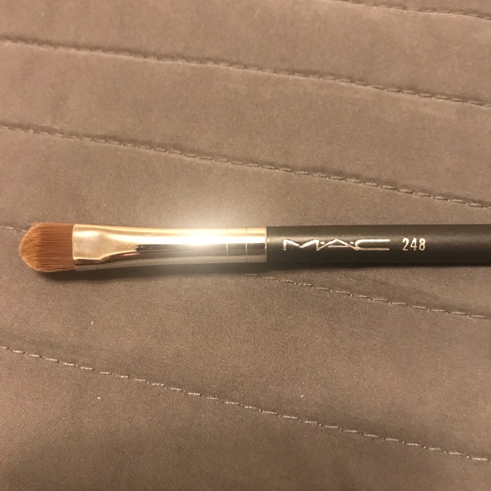 MAC Brush#248 - Natural Hair Rare